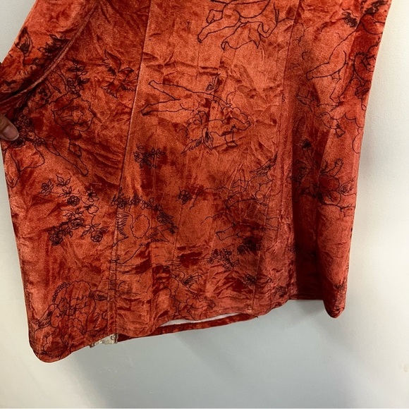 Kimchi Blue x Urban Outfitters Jill Velvet Cherub Mini Dress - Picture 13 of 16